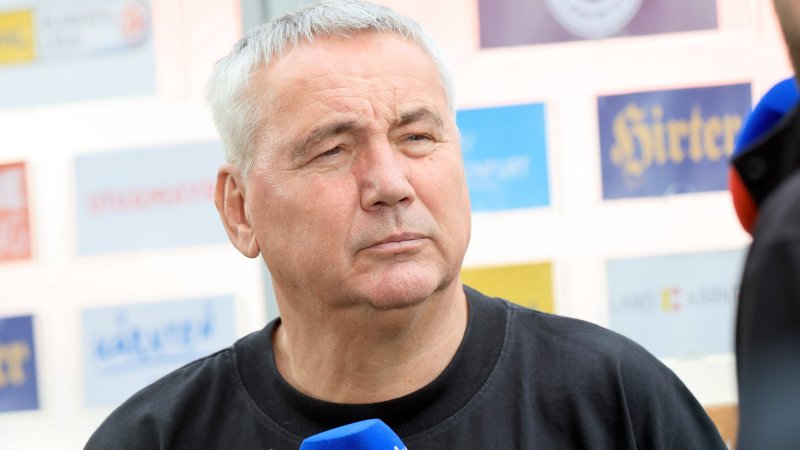 Pacult: "Ich muss mich selbst hinterfragen"