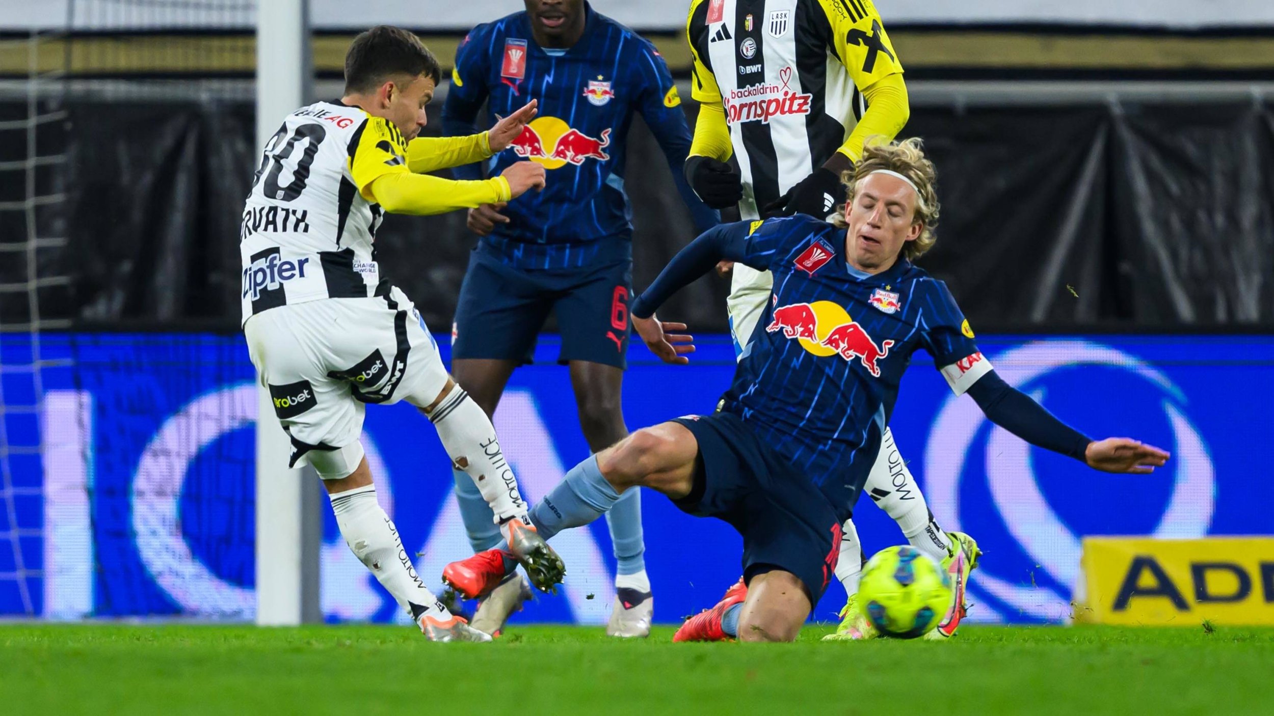 Europäische Spitze! Salzburg-Kapitän glänzt mit Tacklings