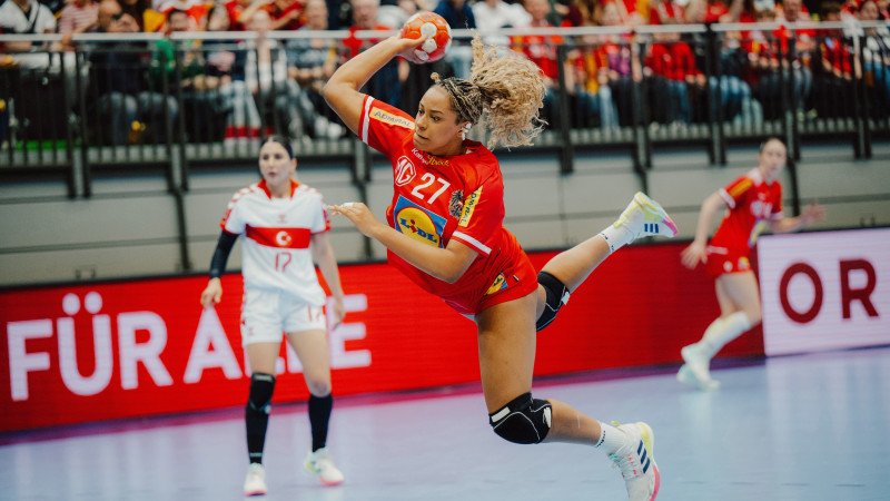 Sieg im Hinspiel! ÖHB-Frauen greifen nach WM-Ticket