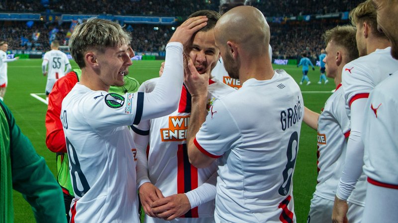 Rapid trotzt allem! "Jeder kann in den Spiegel schauen"