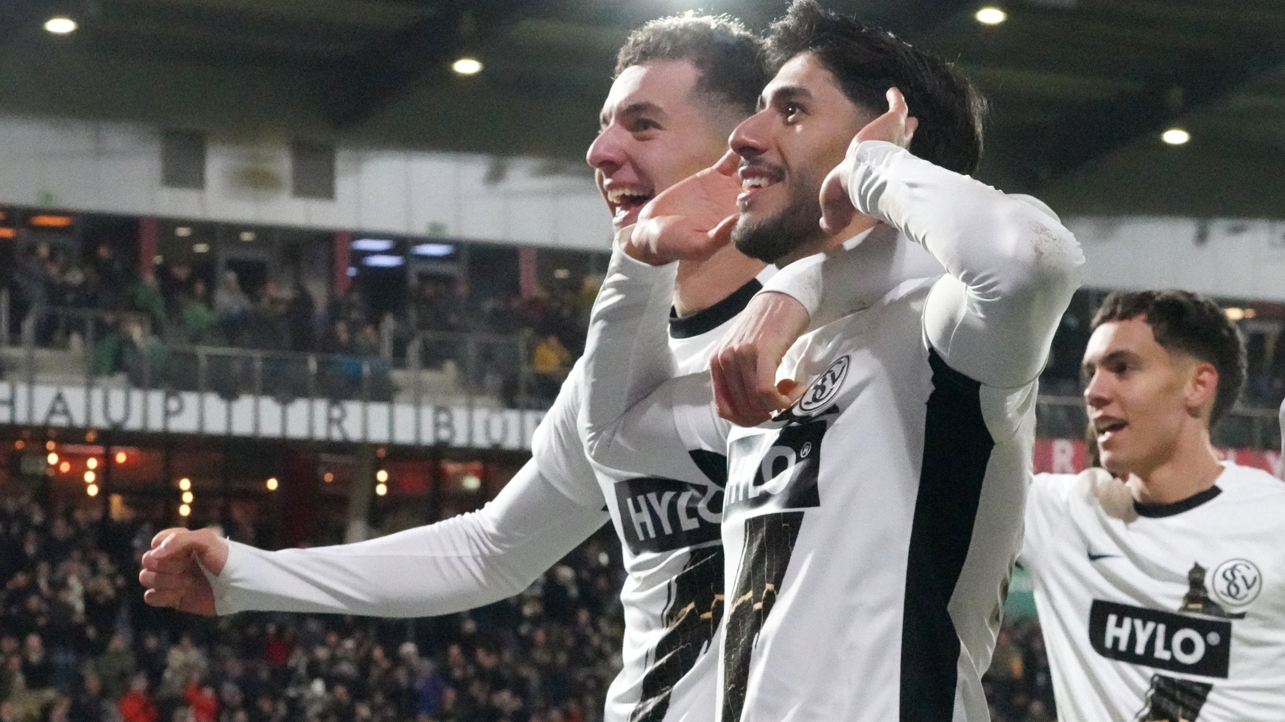 Ex-Austrianer schießt Elversberg per Hattrick zum Sieg