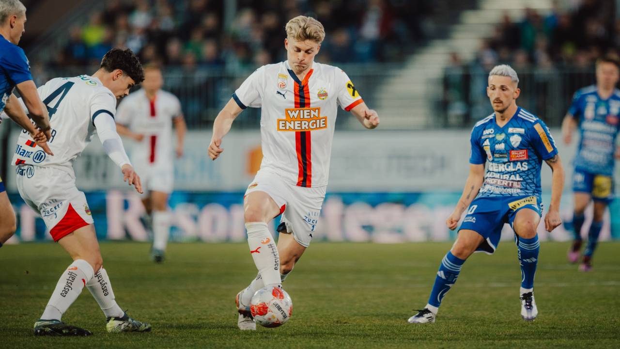Schock für Rapid: Mittelfeldspieler fällt monatelang aus