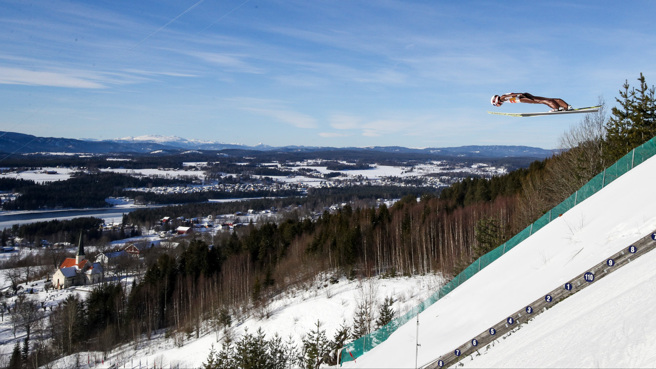Skiflug-Station schreibt tiefrote Zahlen