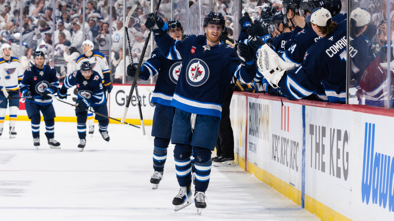 Doppeltes Comeback: Winnipeg mit erfolgreichem Playoff-Start
