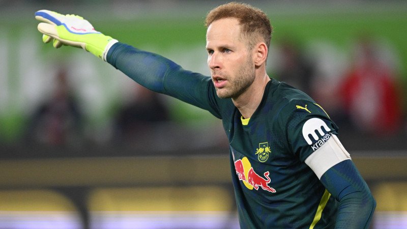 Nach heftigem Gulacsi-Crash: So geht es dem Torhüter