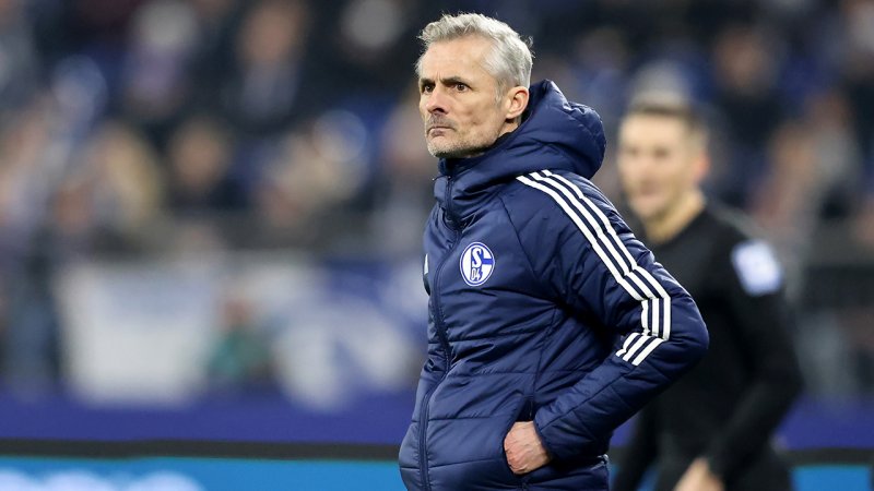 Schalke-Trainer kritisiert Vereinsführung, verkündet Abgang