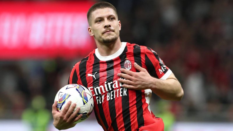 Doppelpacker Jovic schießt AC Milan ins Coppa-Finale