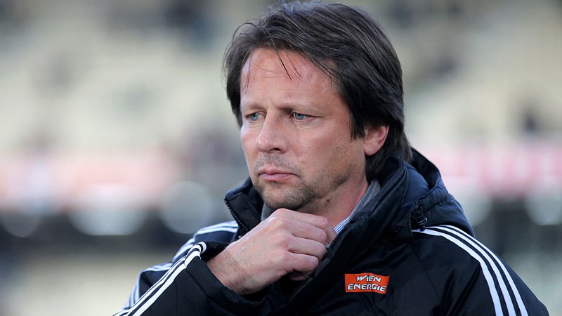 Rapid Trainer Historie Diashow