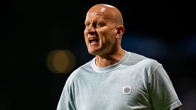 Folgt Carsten Jancker auf Peter Pacult?