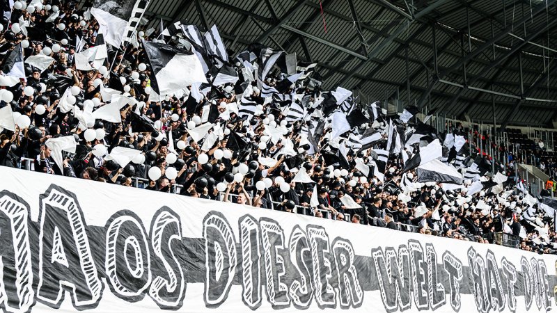 "Gruber raus!" - Fans gehen gegen LASK-Boss in die Offensive