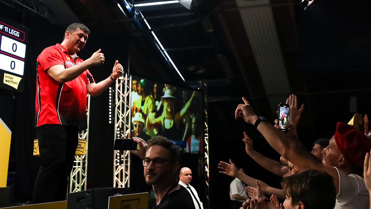 Austrian <a href='/de/daten/news/darts/' class='tag'>Darts</a> Open: Suljovic scheidet nach Traumauftakt aus