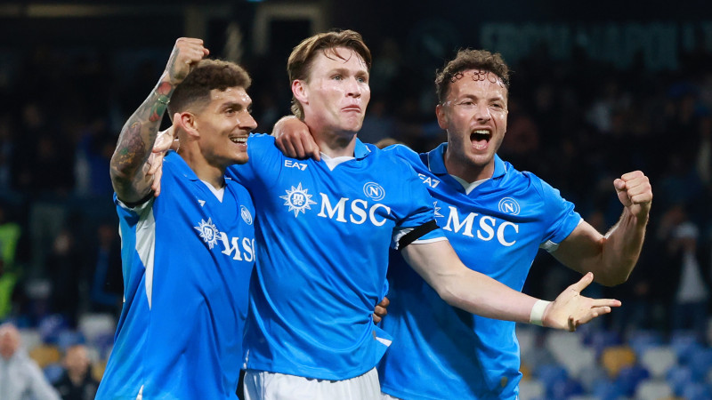 Nächster Sieg! Neapel nutzt Inter-Patzer aus