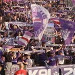 Anzeige! Fotograf mit FAK-Fans unter einer Decke?