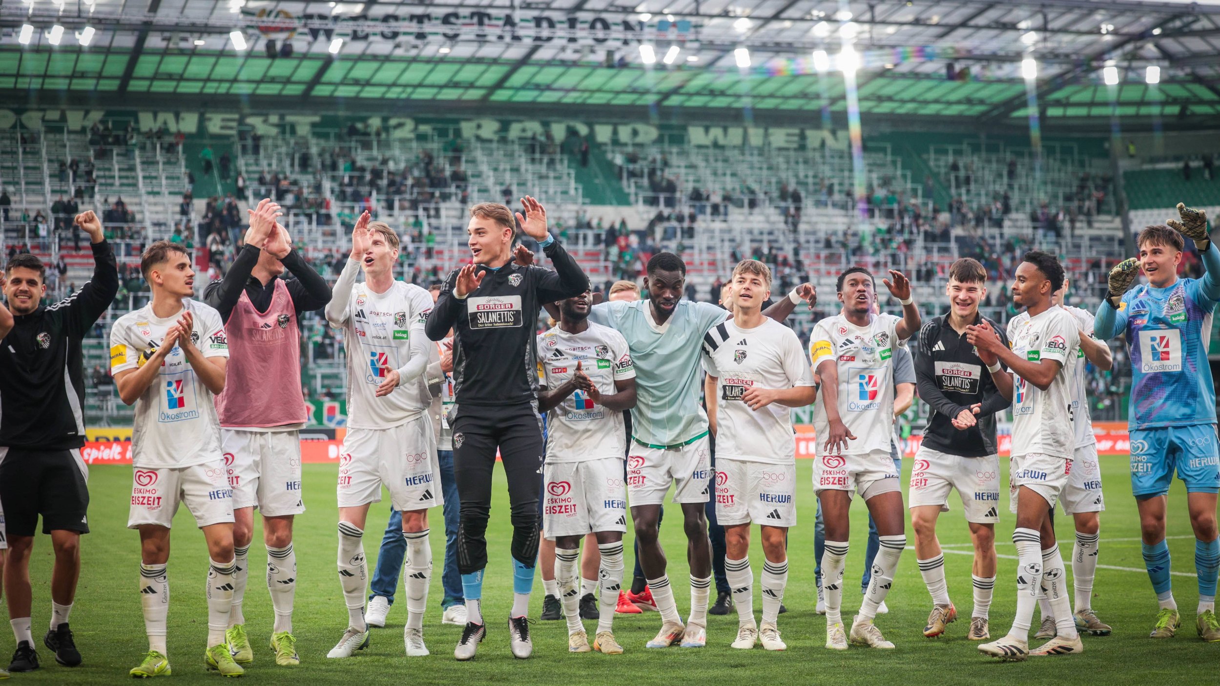 Doubletraum für WAC? "Man kann natürlich darüber nachdenken"