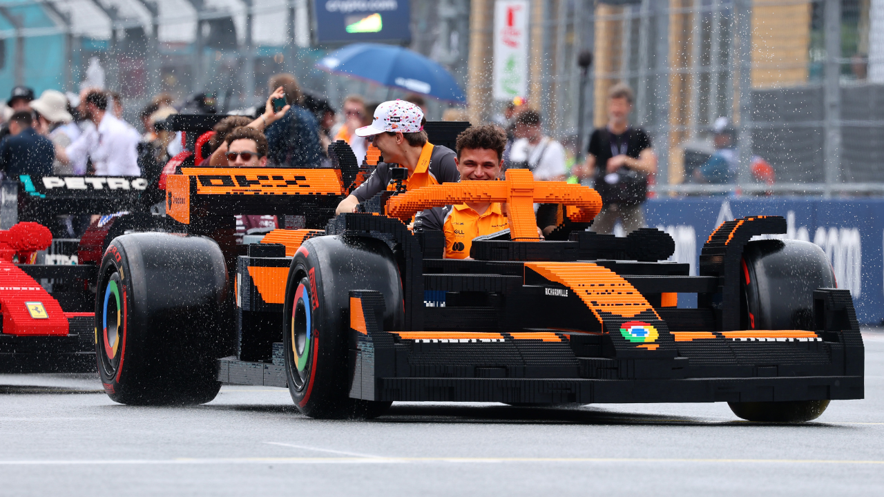 Kurios: F1-Piloten nehmen an LEGO-Rennen teil