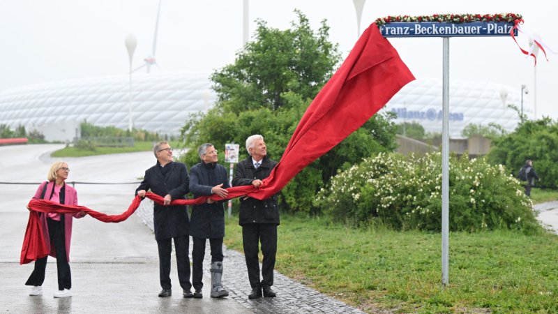 Franz-Beckenbauer-Platz in München eingeweiht