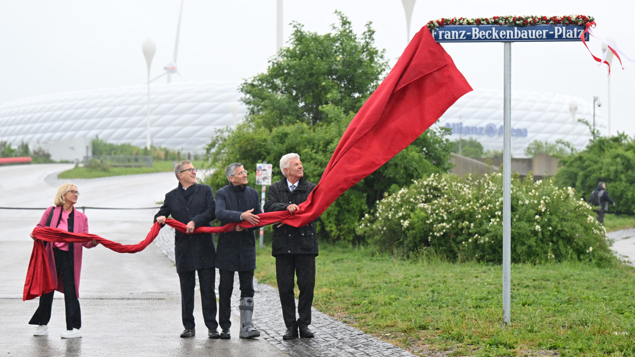Franz-Beckenbauer-Platz in München feierlich eingeweiht