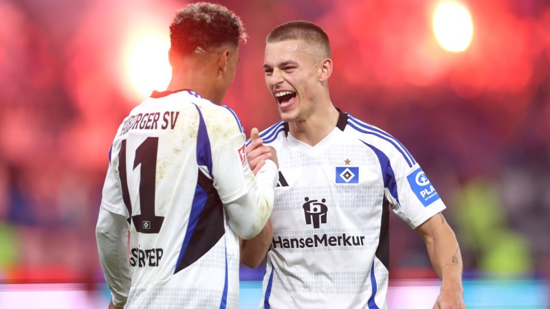 Der HSV ist zurück! Die besten Bilder der Aufstiegsparty