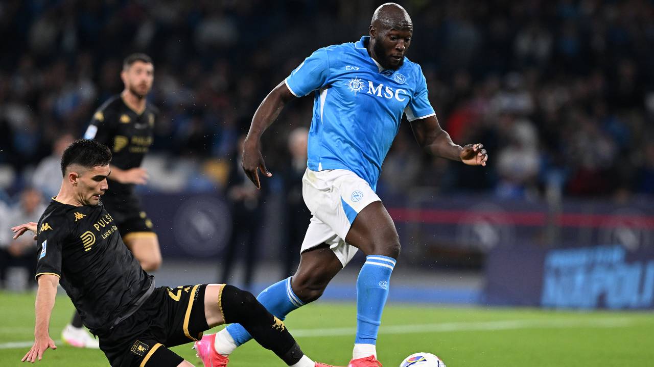 Napoli patzt im Titelrennen gegen Genoa