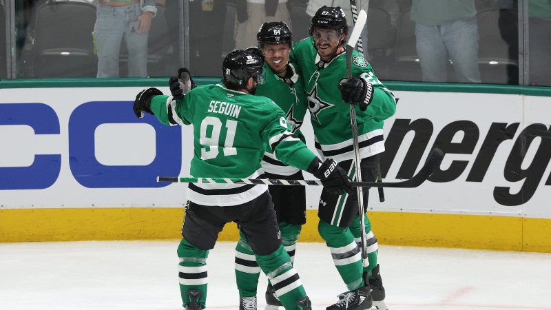Hattrick! Stars nach Heimsieg über Jets vor Halbfinal-Einzug