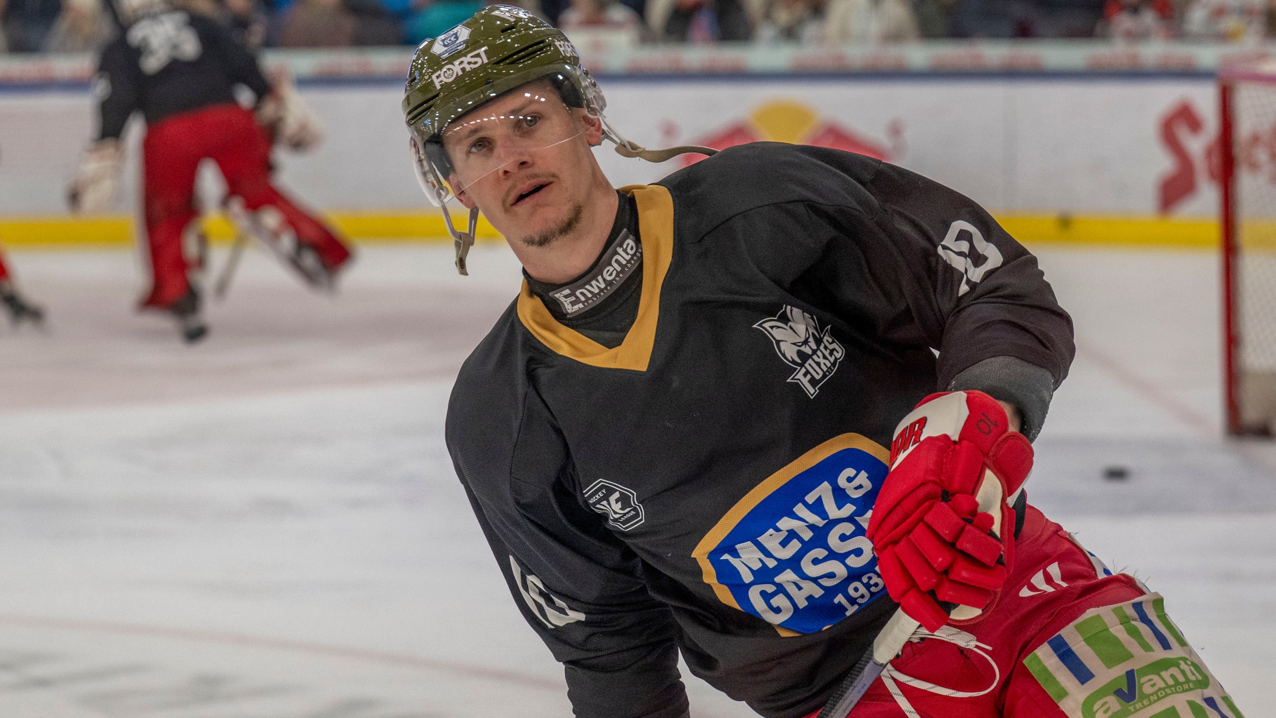 Leistungsträger bleibt Foxes eine weitere Saison treu