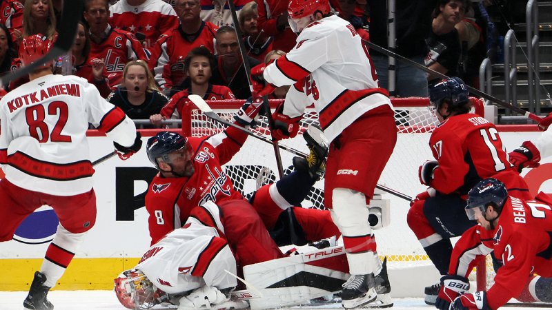 NHL-Playoffs: Rekordtorjäger Ovechkin ist raus