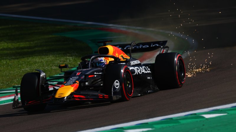 Piastri rast zur Imola-Pole! Ferrari erlebt Heimklatsche