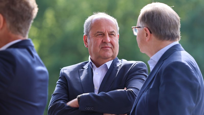 Neuer ÖFB-Chef! Josef Pröll wurde einstimmig gewählt