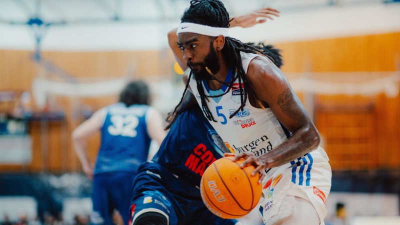 Gunners feiern deutlichen Sieg im ersten Finalspiel