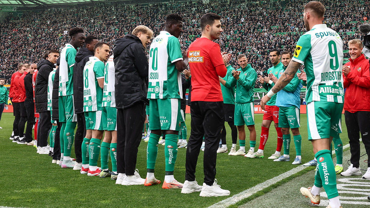Spalier und Tor für Burgstaller: "Erinnerungen, die bleiben"