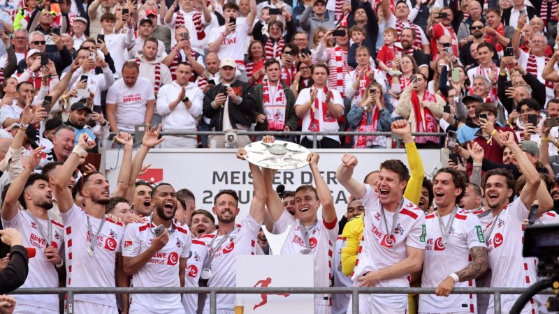 Köln ist wieder oben! Die besten Bilder zum Effzeh-Aufstieg
