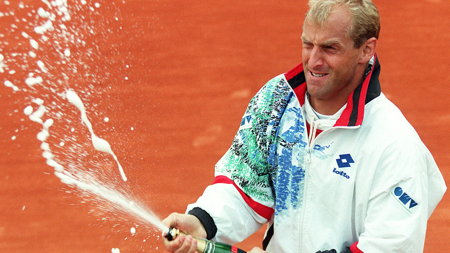 30 Jahre Paris-Titel! Muster: "Wie schmusen mit Freundin"