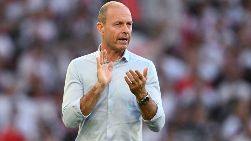 FC Augsburg entlässt Trainer - Nachfolger steht wohl fest