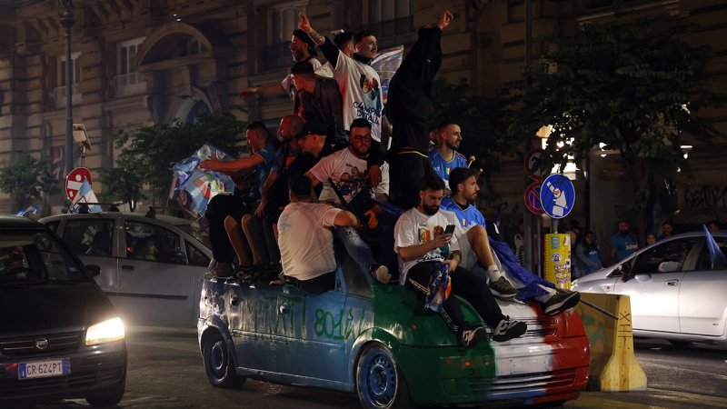 Stadt steht Kopf! Die besten Bilder der Napoli-Meisterparty