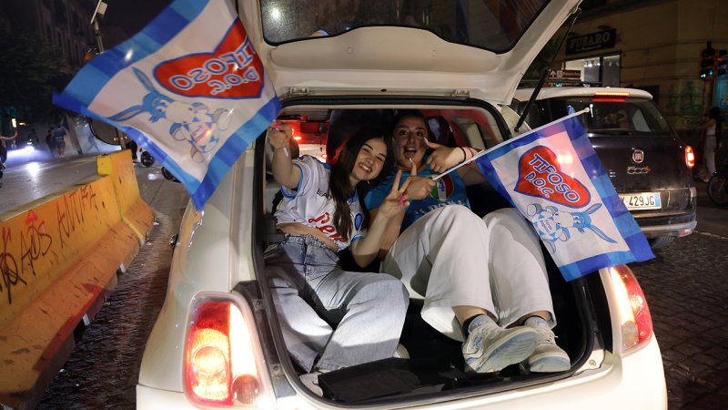 Stadt steht Kopf! Die besten Bilder der Napoli-Meisterparty