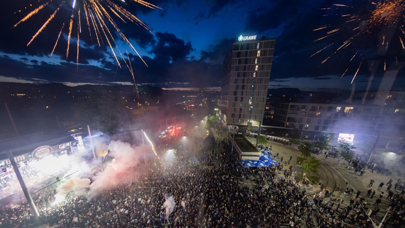 Die besten Bilder: Sturms Party-Nacht vor dem Stadion