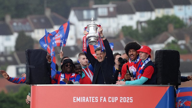 Pokal-Party bei Palace! Die besten Bilder der Titel-Parade