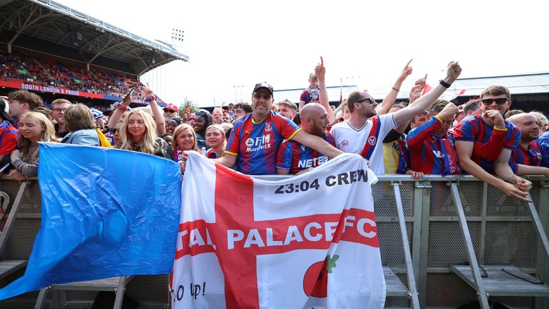 Pokal-Party bei Palace! Die besten Bilder der Titel-Parade