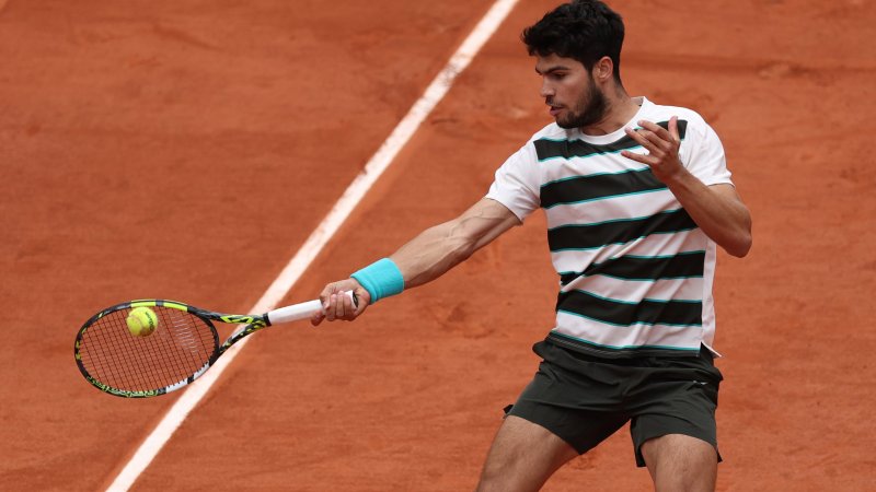 Alcaraz meistert Auftakthürde in Roland Garros souverän
