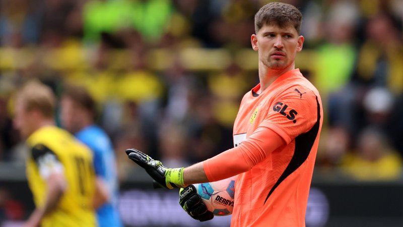 Zukunft von BVB-Keeper Kobel offenbar geklärt