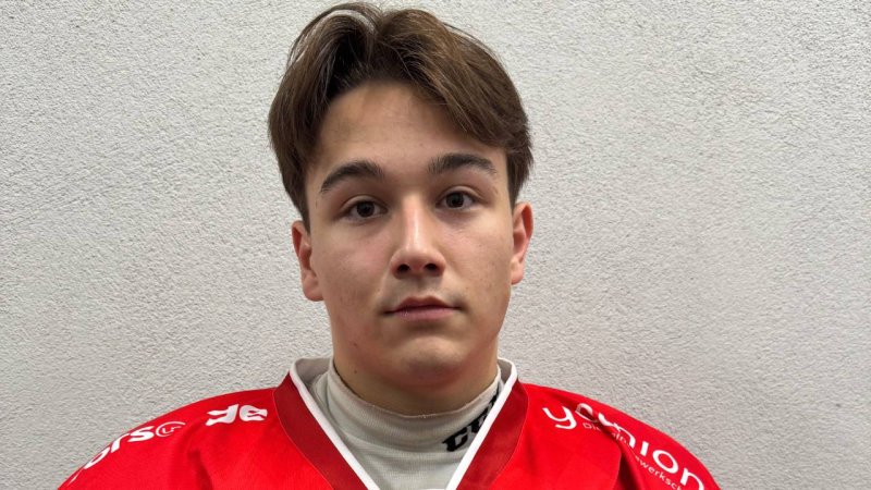 Premiere! Die Teilnehmer am "AMS-Camp" der Eishackler 2025