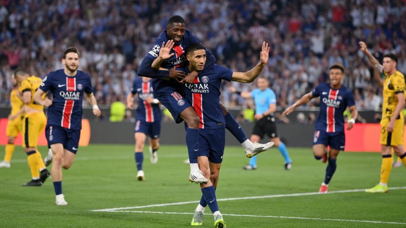 Bilder! So lässt es PSG mit dem Henkelpott krachen