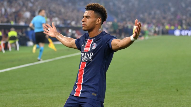 Bilder! So lässt es PSG mit dem Henkelpott krachen