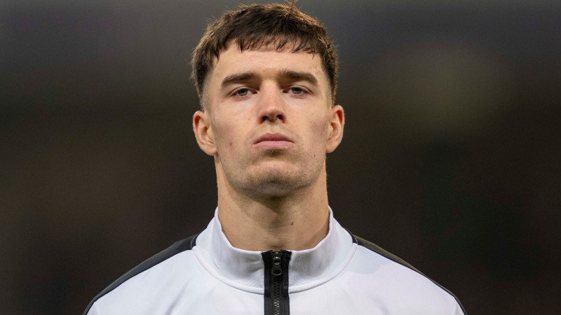 Sturm-Verteidiger auch in Frankreich heiß begehrt