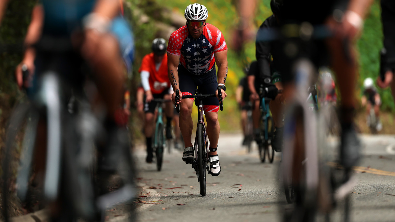 Mehr Sicherheit: Radsportler mit GPS-Tracker ausgestattet