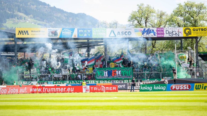 Die besten Auswärts-Choreos der Bundesliga-Saison 2024/25