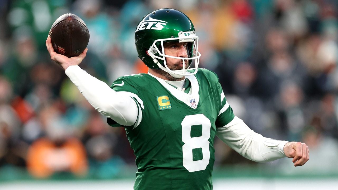 <a href='/de/daten/news/american-football/nfl/' class='tag'>NFL</a>-Rückkehr perfekt! <a href='/de/daten/news/aaron-rodgers/' class='tag'>Aaron Rodgers</a> hat ein neues Team