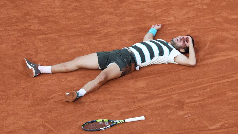 Unfassbares Tennis! Alcaraz verteidigt seinen Paris-Titel