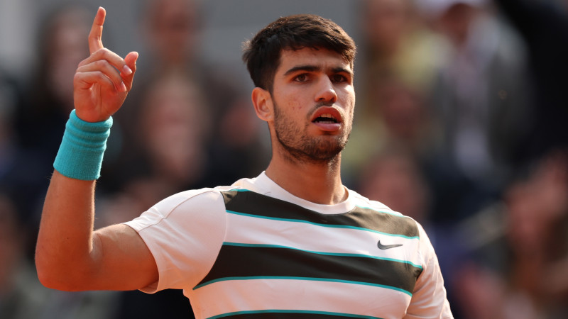 "Das größte Wunder im Sport!" - Presse verehrt Alcaraz