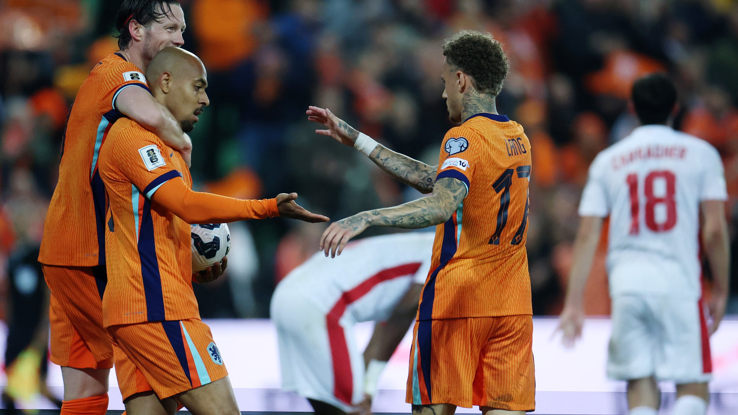 Niederlande feiert Kantersieg, Polen verliert in Finnland